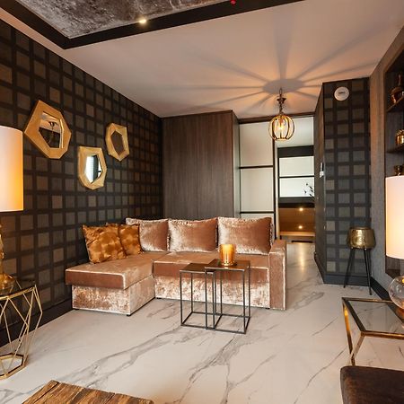 Ferienwohnung Art Penthouse With Jacuzzi - Krakow Center Exterior foto